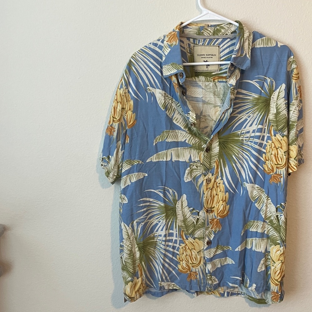 Island Republic Tropical Blue and Green Shirt